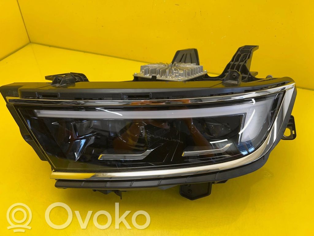 Opel Astra L Scheinwerfer 