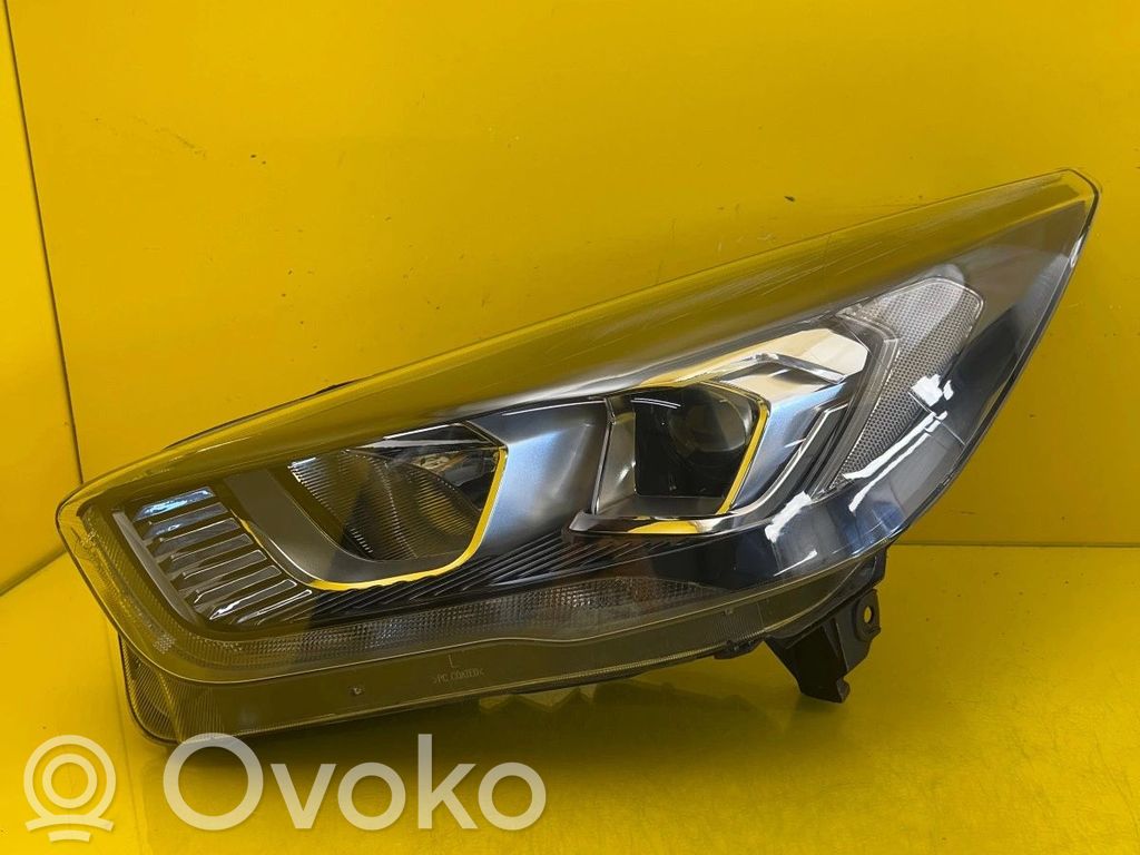 Ford Kuga II Scheinwerfer 