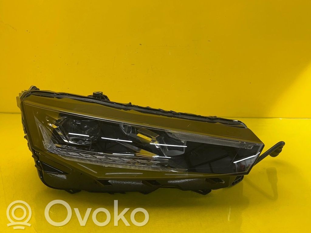 Skoda Scala Priekinis žibintas 