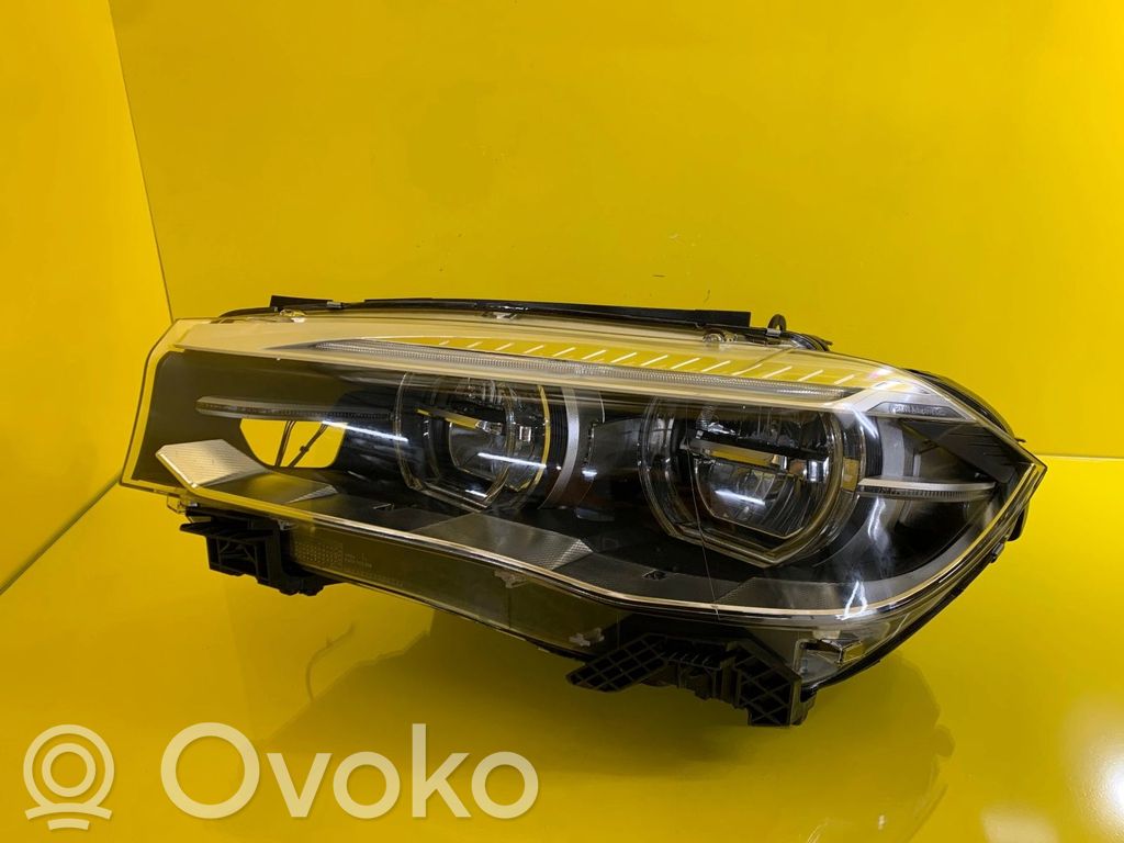 BMW X5 F15 Lampa przednia 