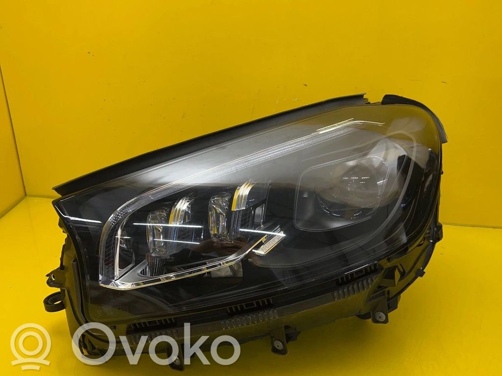 Mercedes-Benz GLS X167 Lampa przednia 