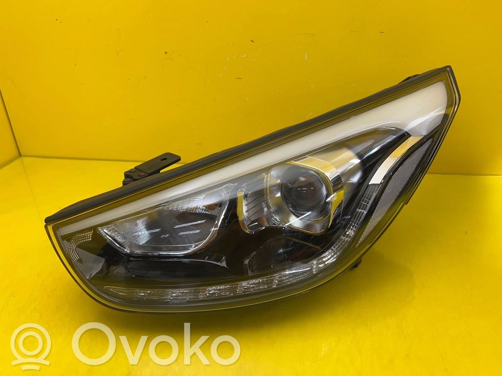 Hyundai ix35 Headlight/headlamp 
