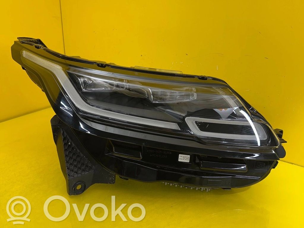 Lampa przednia   L8A213W030HA,L8A213W030HA,31033,L8A213W030HA