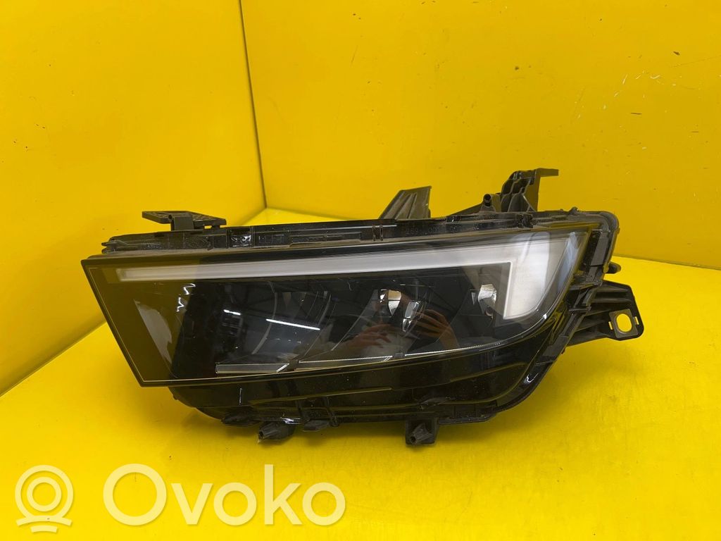 Opel Astra L Scheinwerfer 