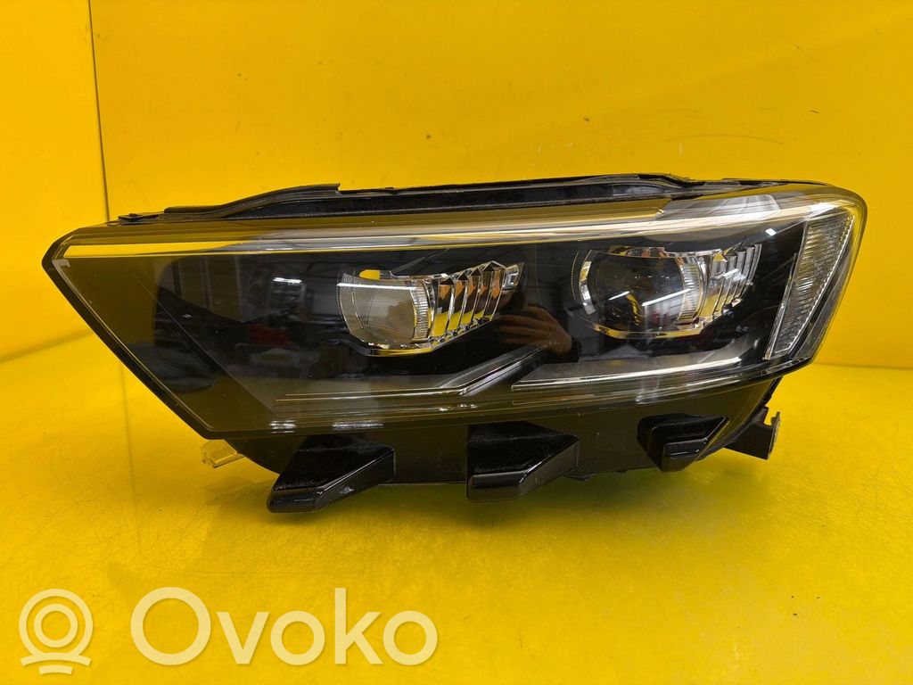 Volkswagen T-Roc Lampa przednia 