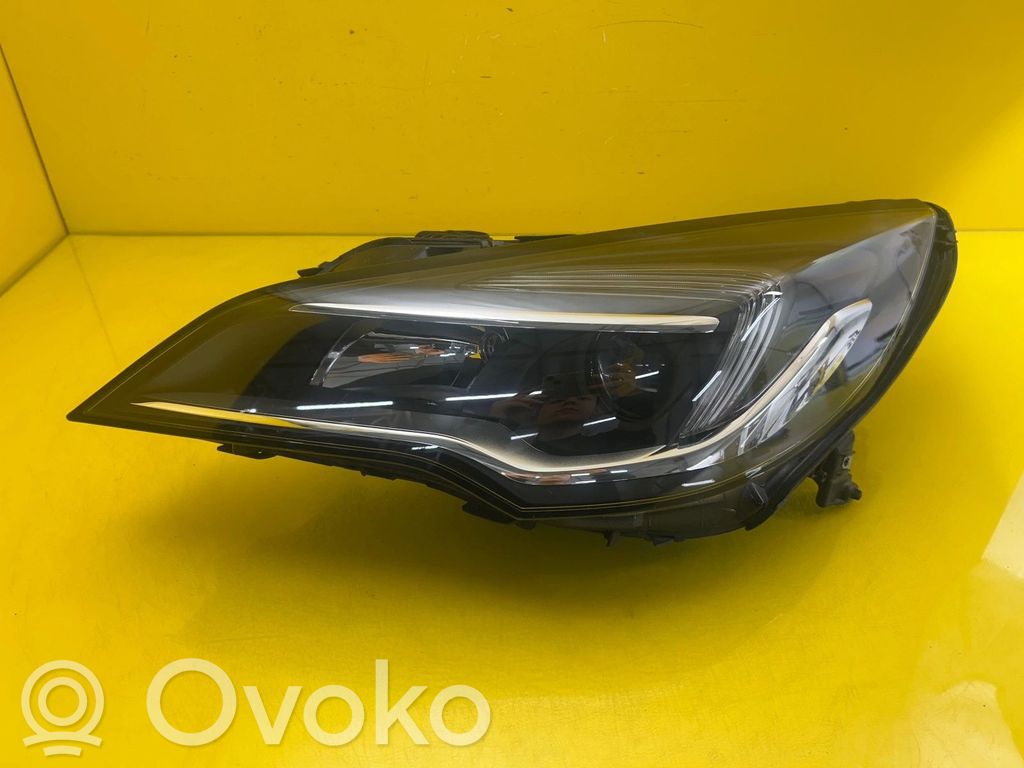 Opel Astra K Lampa przednia 