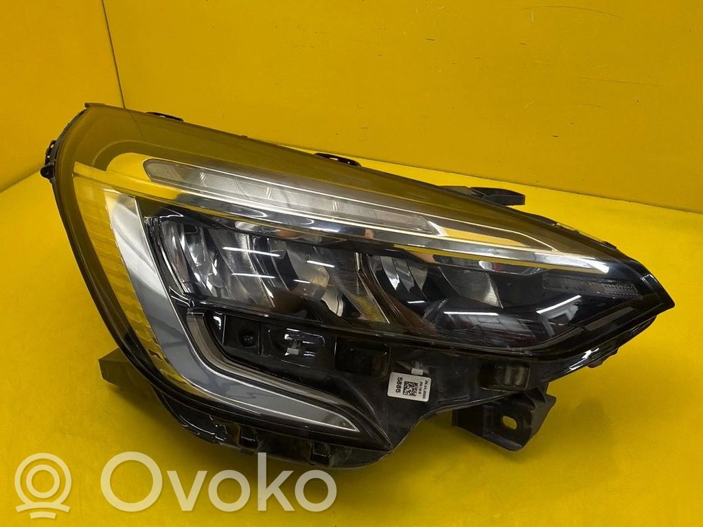 Renault Clio V Headlight/headlamp 