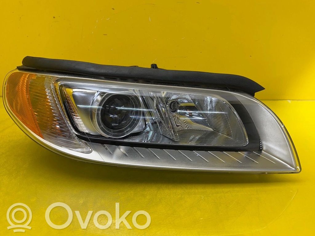 Volvo XC70 Scheinwerfer 