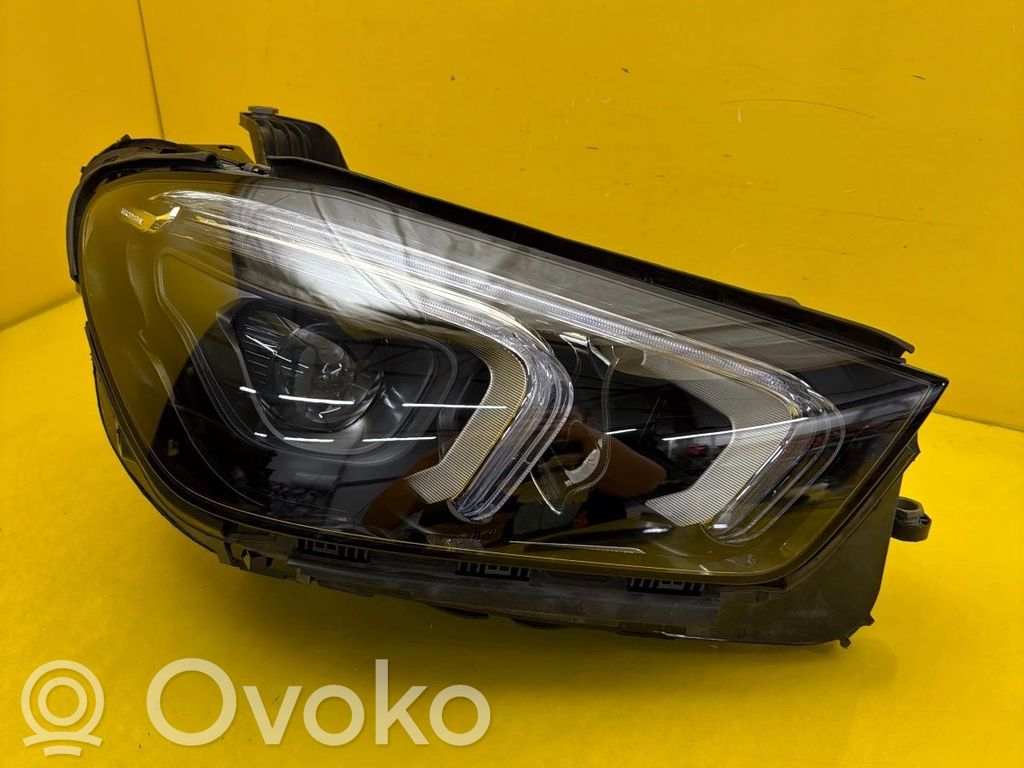 Mercedes-Benz GLE W167 Lampa przednia 