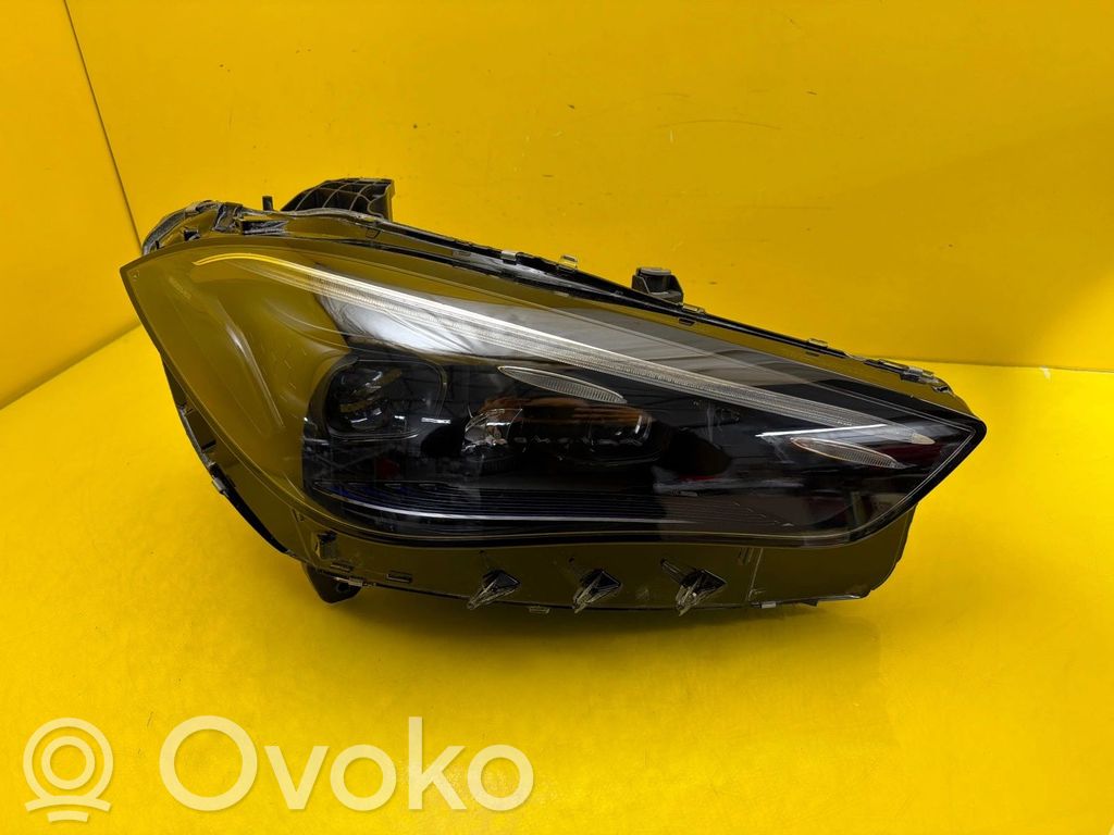 Mercedes-Benz  CLE C236 Far 