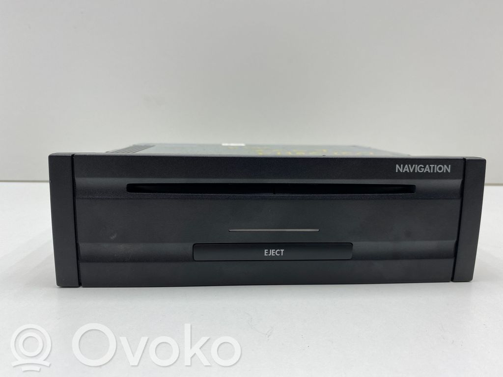 Volkswagen Phaeton Navigation unit CD/DVD player 