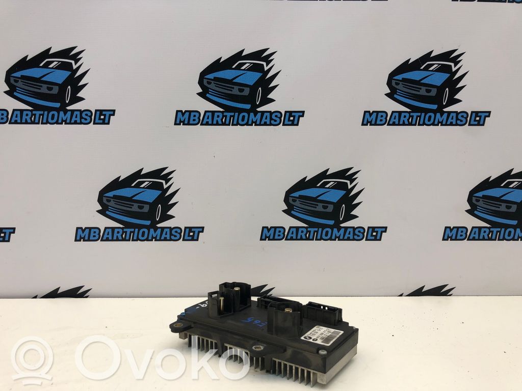 Maitinimo valdymo blokas   6957026