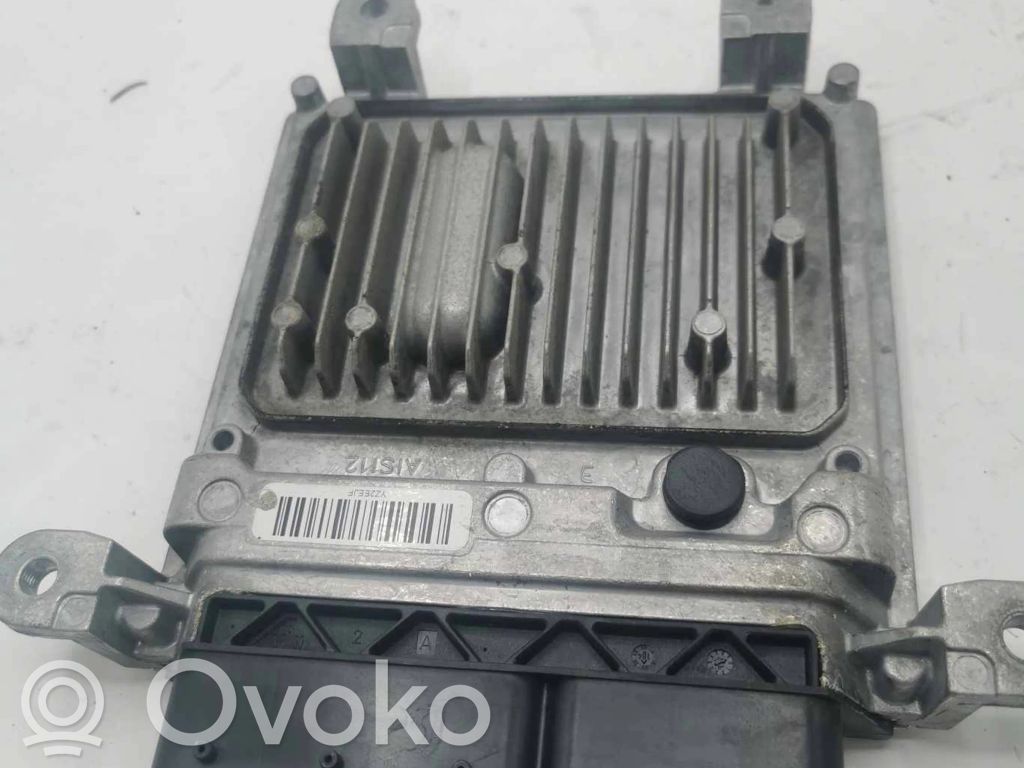 Mercedes-Benz E W212 Engine control unit/module 