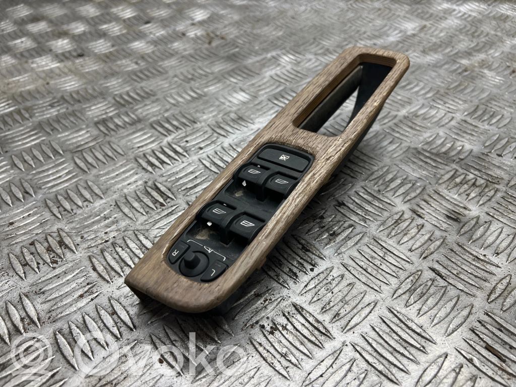 Volvo V50 Electric window control switch 