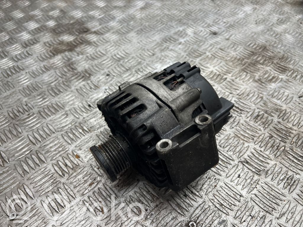 Mercedes-Benz E W212 Alternator 