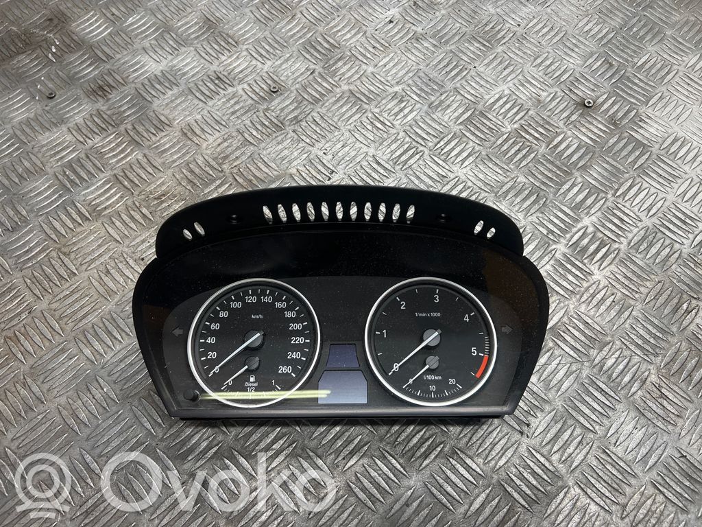 BMW 5 E60 E61 Speedometer (instrument cluster) 