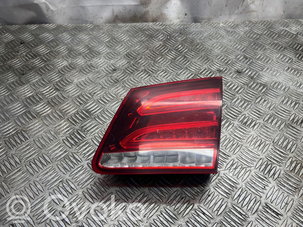 Mercedes-Benz E W212 Lampy tylnej klapy bagażnika 