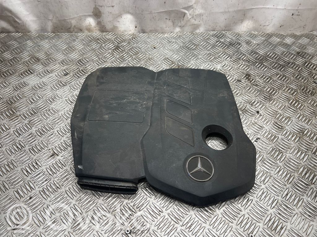 Mercedes-Benz E W213 Osłona górna silnika 