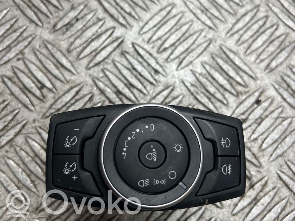 Ford Focus Light switch 