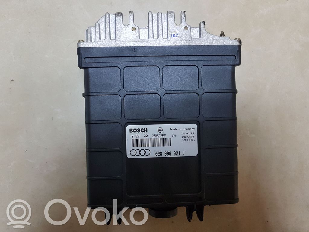 Audi A6 S6 C4 4A Engine control unit/module 