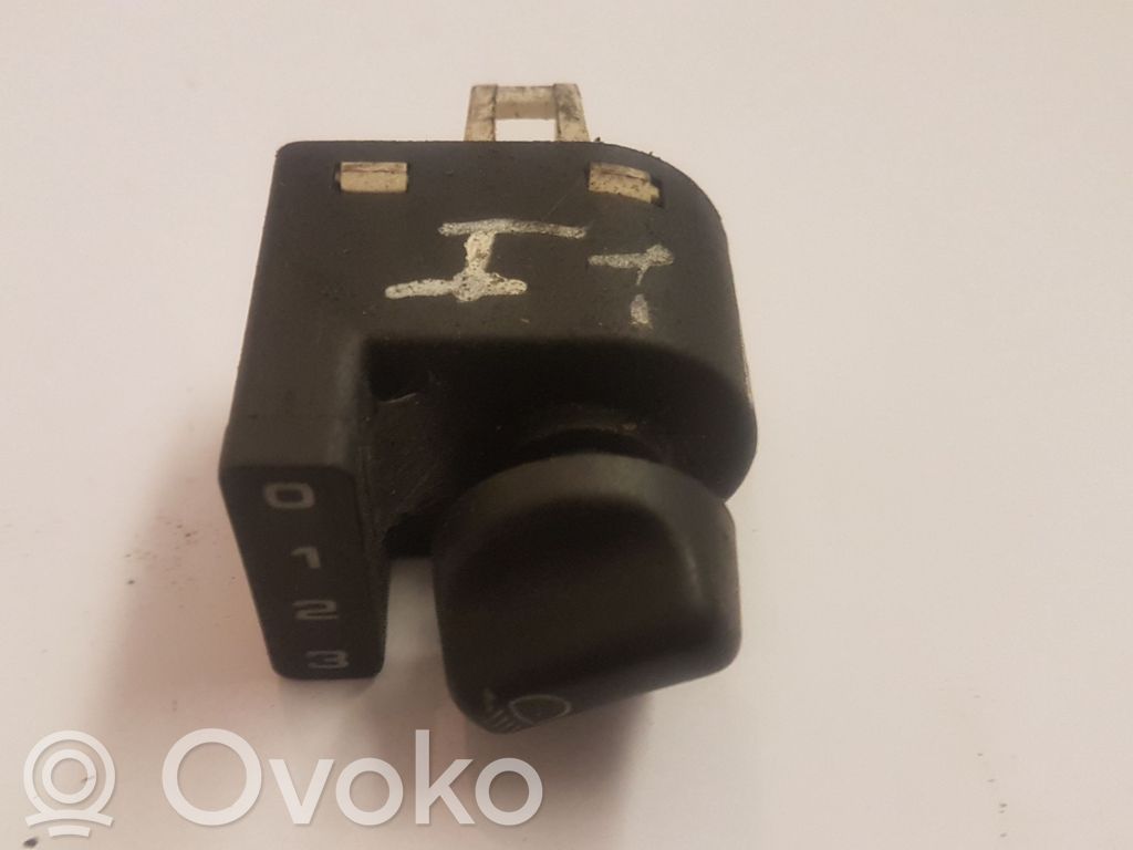 Land Rover Discovery Interruptor de control de altura del faro delantero 