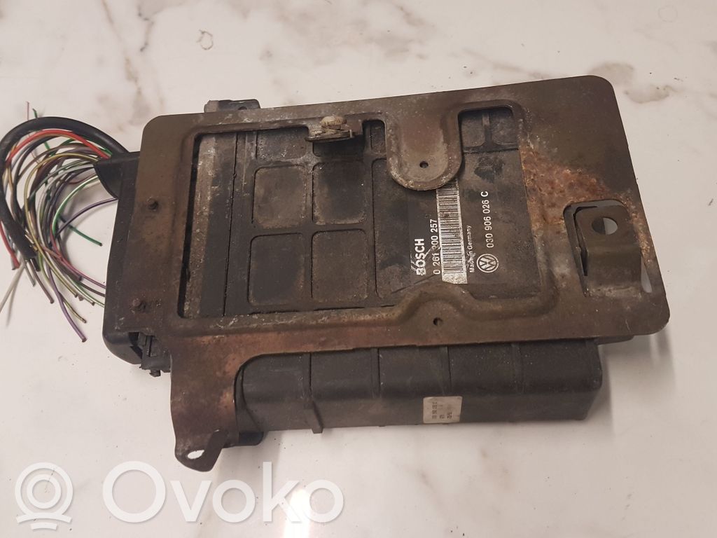 Volkswagen Golf III Sterownik / Moduł ECU 
