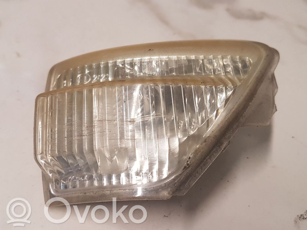 Ford Galaxy Front fender indicator light 