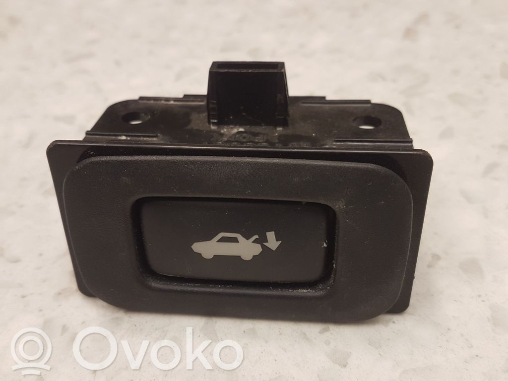 Lexus GS 250 350 300H 450H Tailgate/boot open switch button 