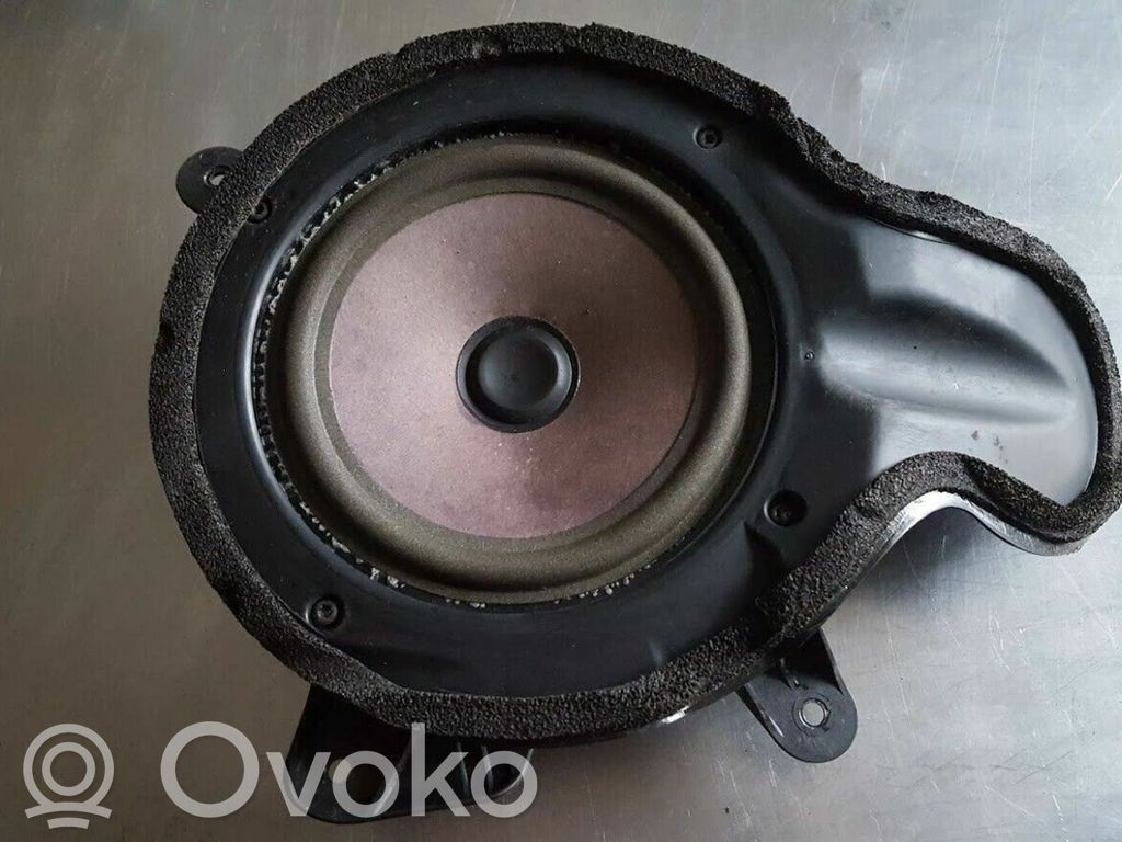 Volvo S80 Altavoz de la puerta delantera 