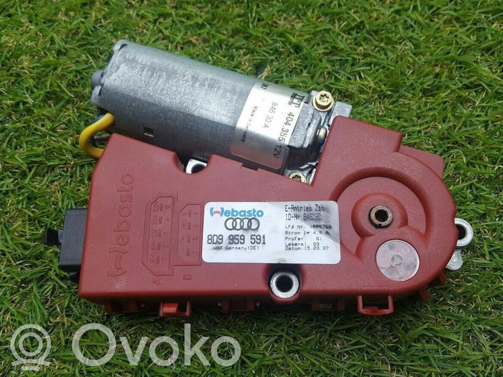 Audi A4 S4 B5 8D Motor / Aktuator 