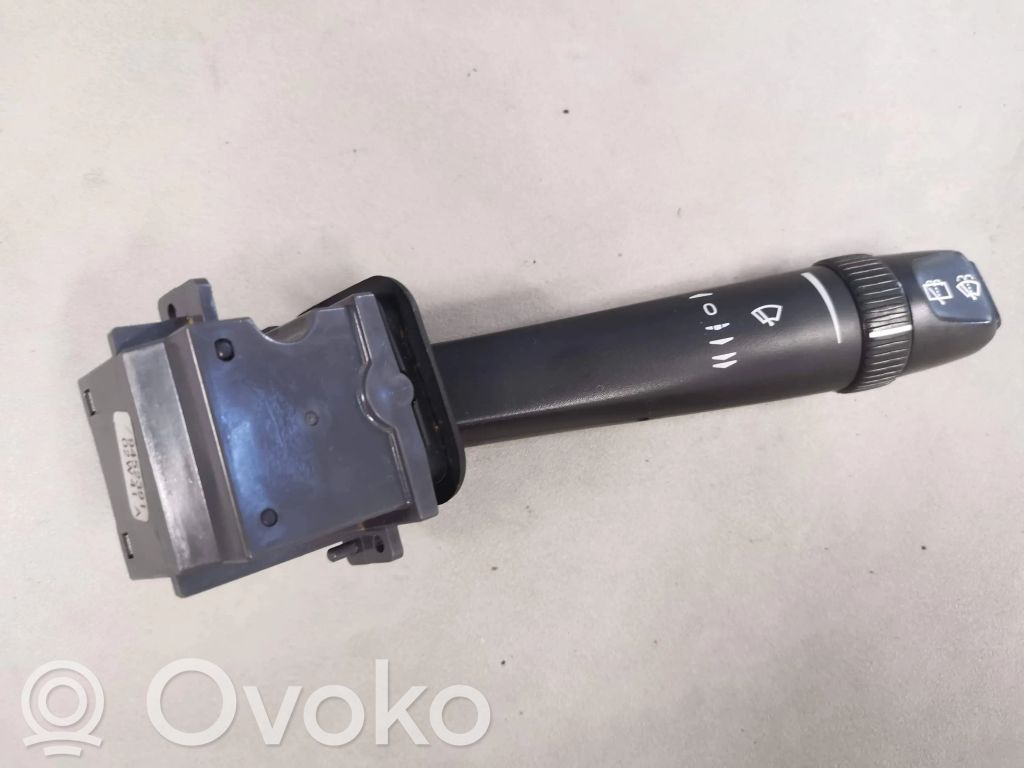 Volvo XC70 Wiper control stalk 