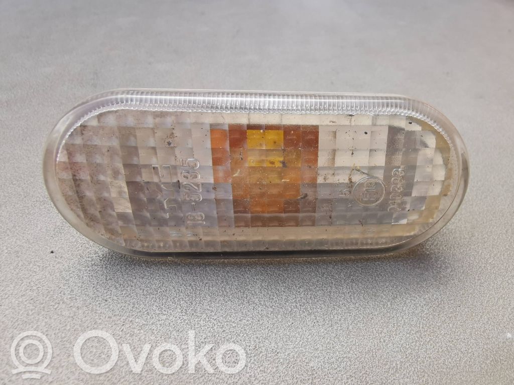 Volkswagen Golf IV Indicatore di direzione del parafango anteriore 