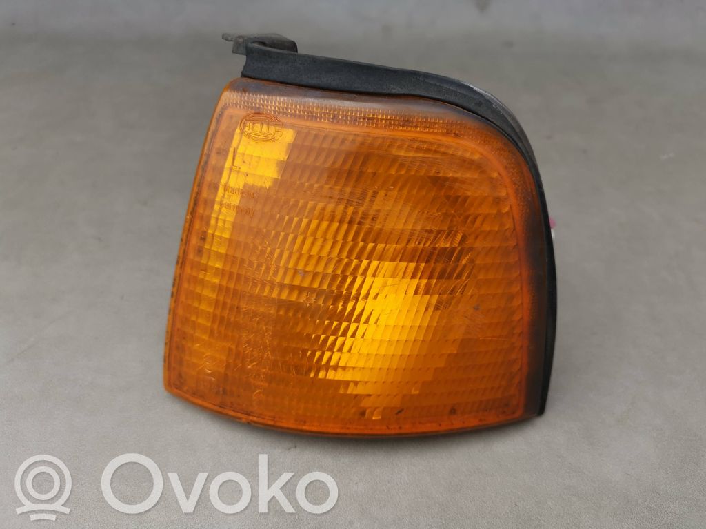 Audi 80 90 B3 Front indicator light 