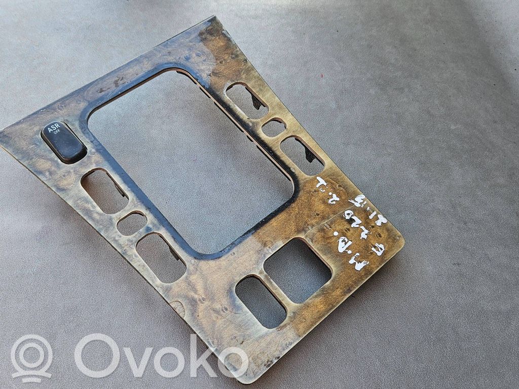 Mercedes-Benz E W210 Gear shifter surround trim plastic 