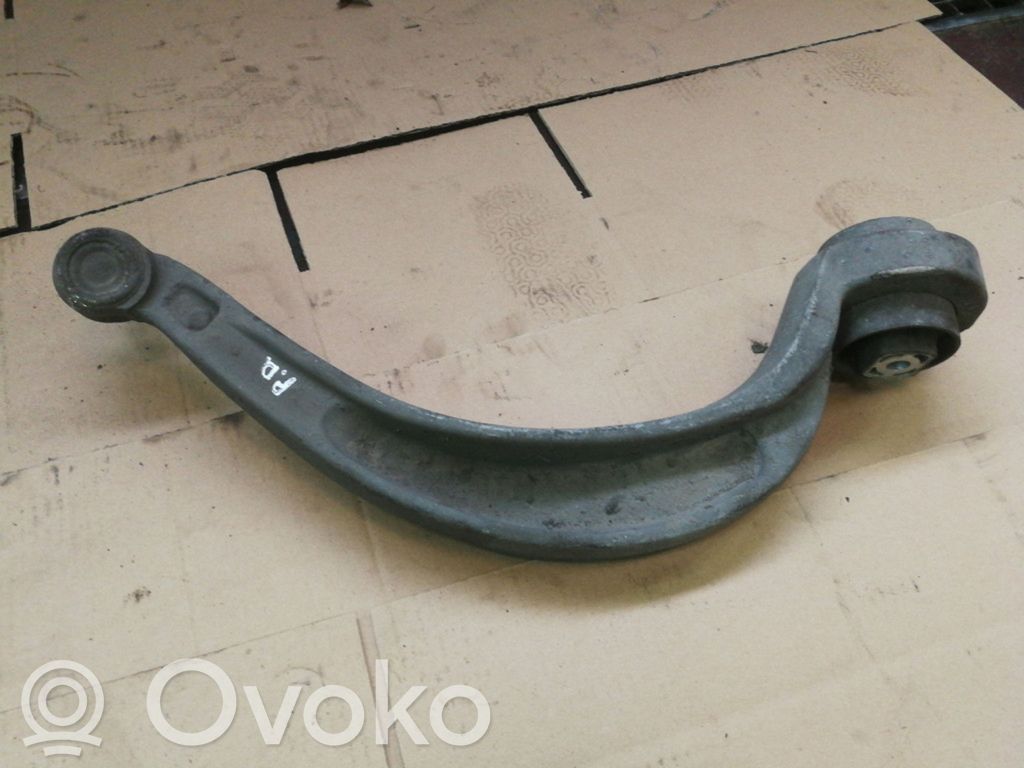 Audi A5 8T 8F Dolny wahacz przedni 