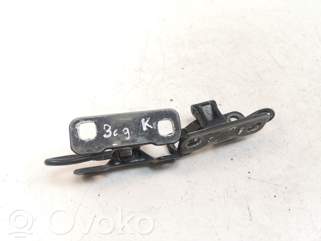 BMW X3 E83 Tailgate/trunk/boot hinge 