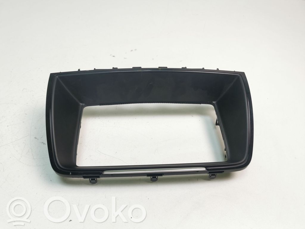 Mazda 6 Radio/GPS head unit trim 
