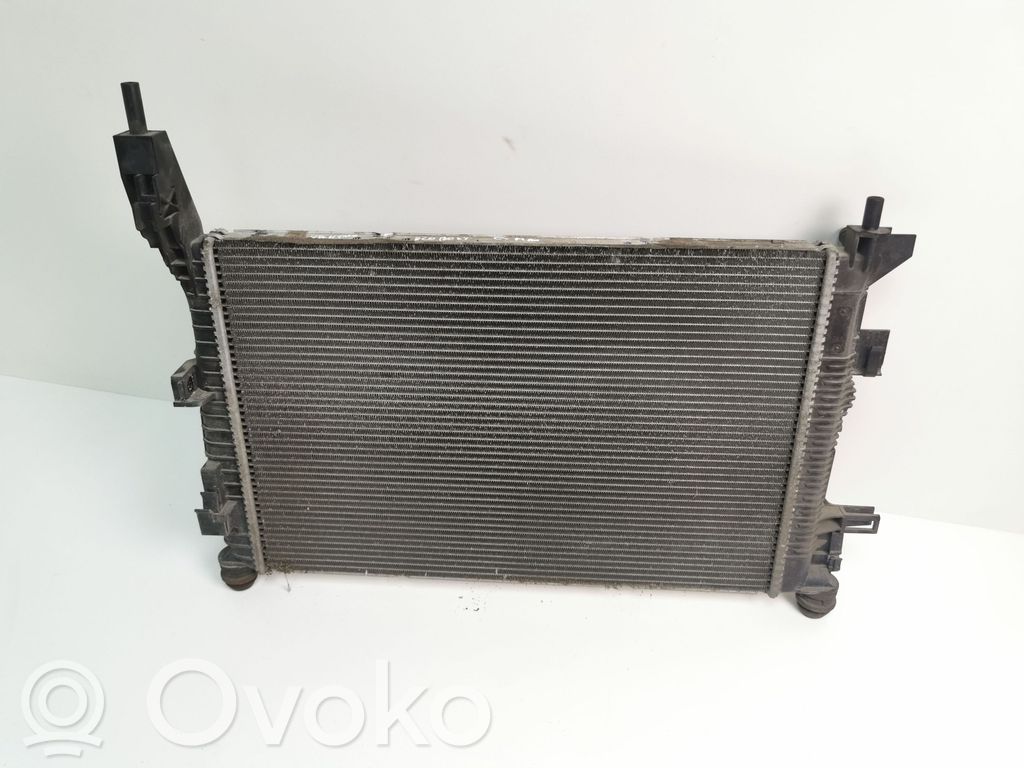 Ford C-MAX II Coolant radiator 