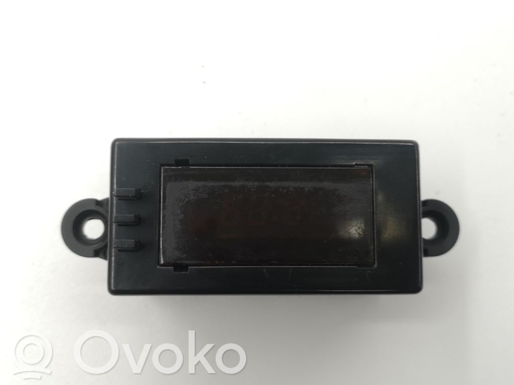 Clock   945003EI60