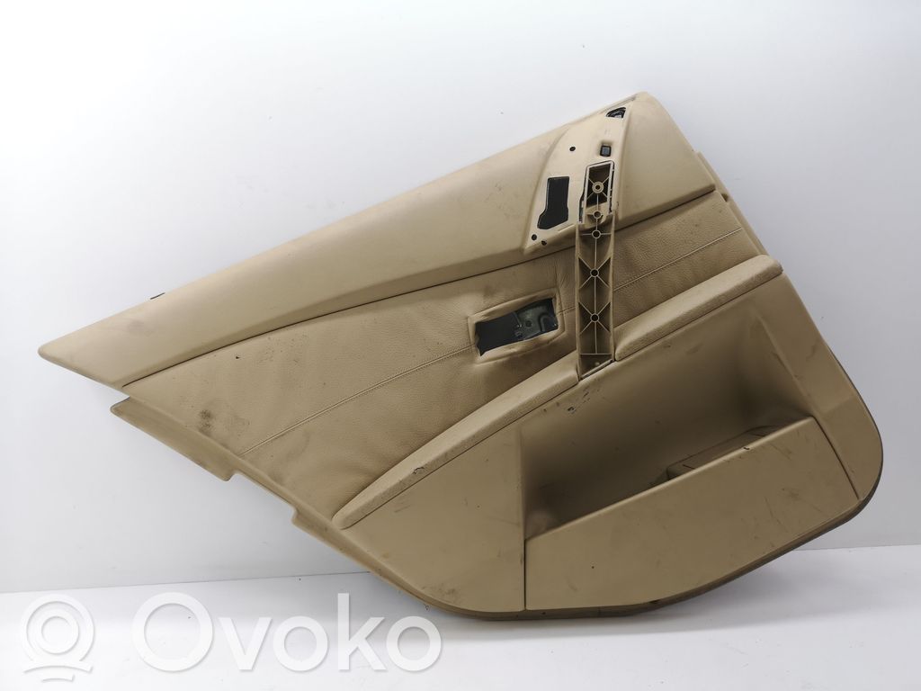 Apmušimas galinių durų (obšifke)