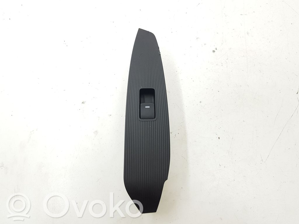 Mazda CX-5 Electric window control switch 