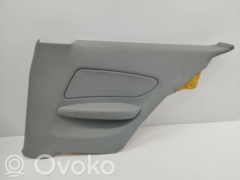 Takaoven verhoilu   3223853,6975356
