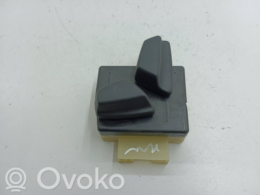 BMW 5 F10 F11 Interruttore di controllo del sedile 