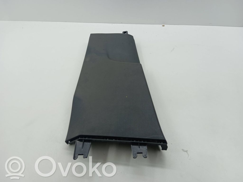 Seat Ateca B-pilarin verhoilu (alaosa) 