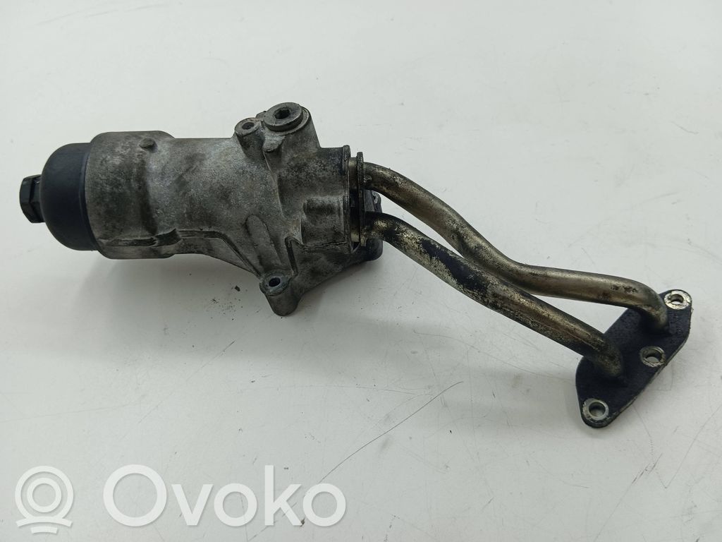 Mercedes-Benz B W245 Mocowanie / uchwyt filtra oleju 