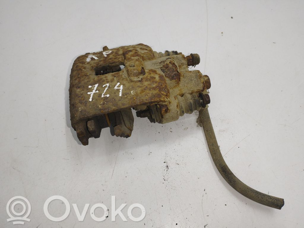 Front brake caliper