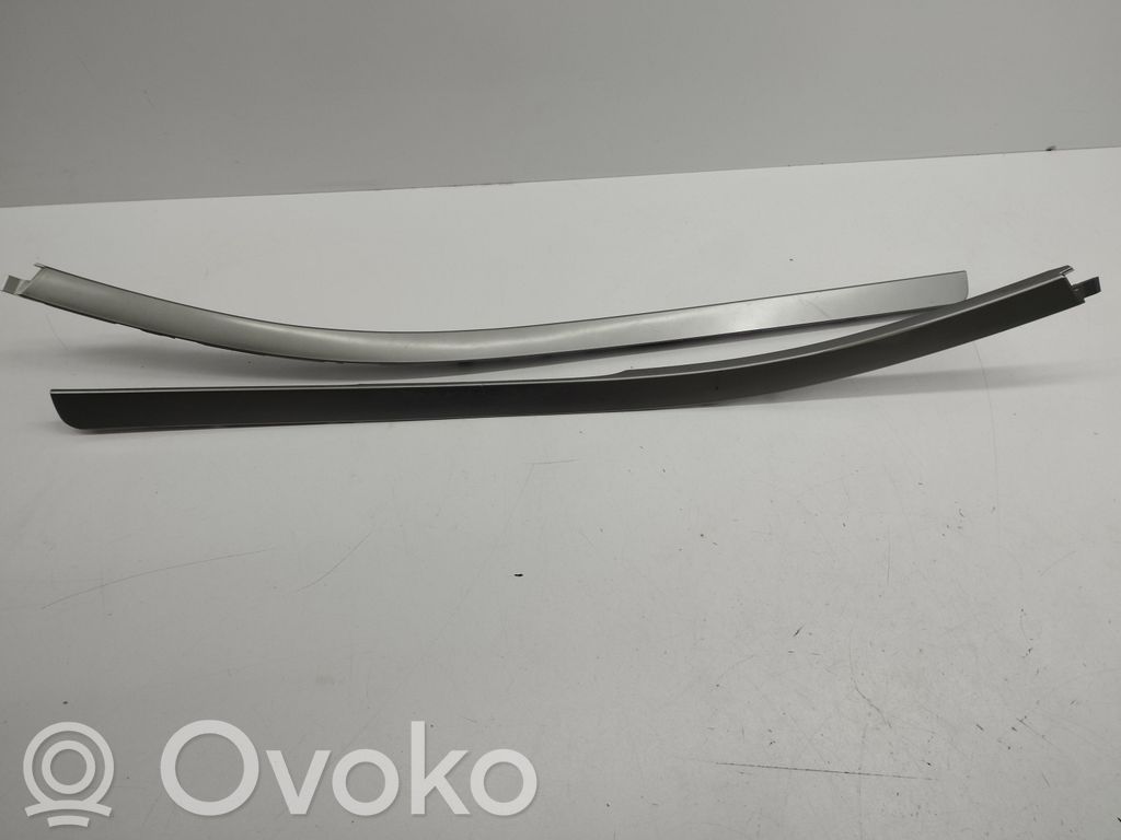 Mazda CX-7 Garniture de panneau console centrale 