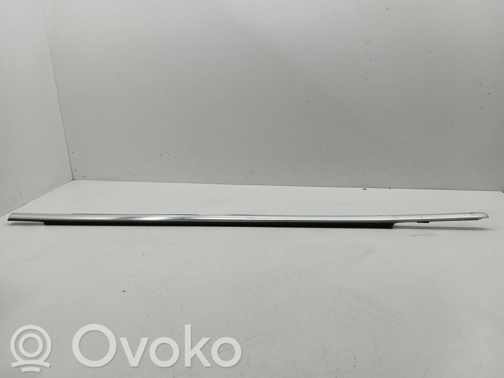 Audi Q7 4L Rivestimento modanatura del vetro della portiera anteriore 