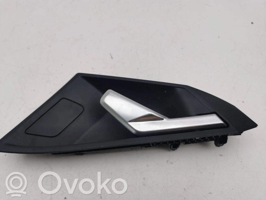 Audi A3 8Y Manecilla interna puerta delantera 