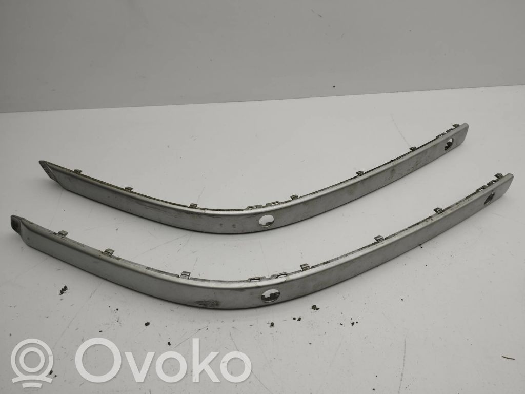 BMW 5 E39 Ornament îmbinare bară față 